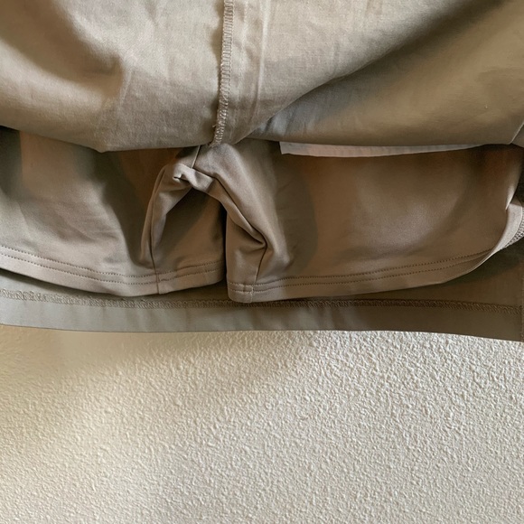 ADIDAS WOMENS STRETCH SKIRT SKORT SIZE 6 dark tan - Picture 5 of 6